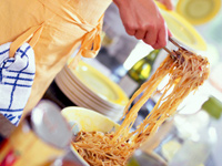 serving-pasta