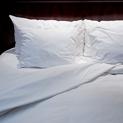 bed-sheets-hotel