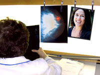 doctor-mamogram-picture