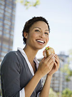 eating-healthy-sandwich
