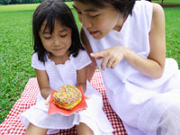 daughter-donut-nutrition
