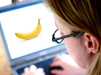 woman-laptop-single-banana