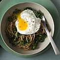 spaghetti-walnut-parsley-pesto