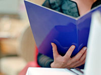3 Diet Friendly Ways to Navigate the Dinner Menu menu resturant diet how 200x150 3 Diet Friendly Ways to Navigate the Dinner Menu