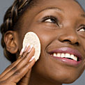 applying-cotton-pad
