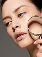 beauty-magnifying-glass
