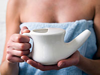 hands-neti-pot-death