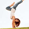 jillian-michaels-handstand