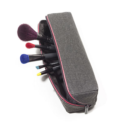 mac-makeupbrushes-bag