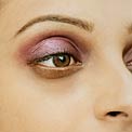pink-eye-shadow