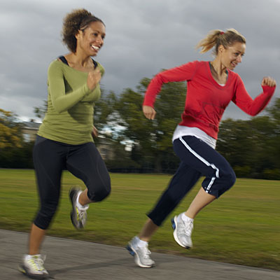 two-women-racing