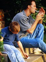 dad-smoking-child