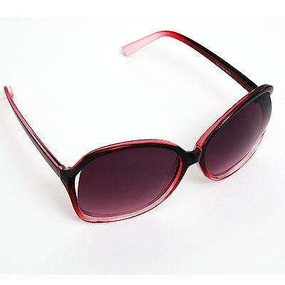 elizabeth-ann-taylor-loft-sunglasses
