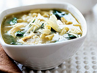 chckn-noodle-spinach-soup