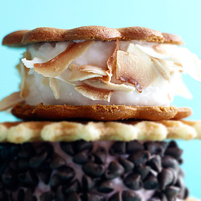 coconut-ginger-sorbetwiches