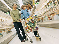 family-shopping-store