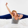 girl-yawning