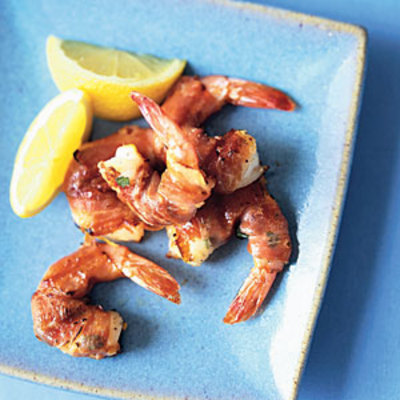 prosciutto-wrapped-basil-shrimp