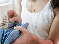 save-money-wallet
