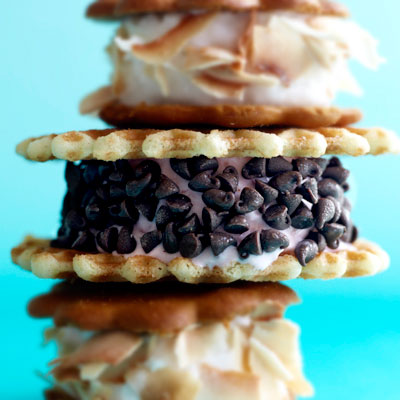 strawberry-wafflewiches