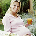 woman-preg-juice