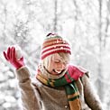 woman-snowball-fight