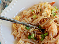 Healthy Cooking on the Cheap: Pad Thai, Broccoli and Cheese Quiche, and Spicy Black Bean Chili homemade pad thai 200x150 Healthy Cooking on the Cheap: Pad Thai, Broccoli and Cheese Quiche, and Spicy Black Bean Chili