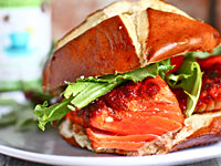 sweet-spicy-salmon-sandwiches