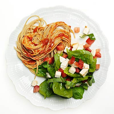 spinach-pasta-tomato-salad