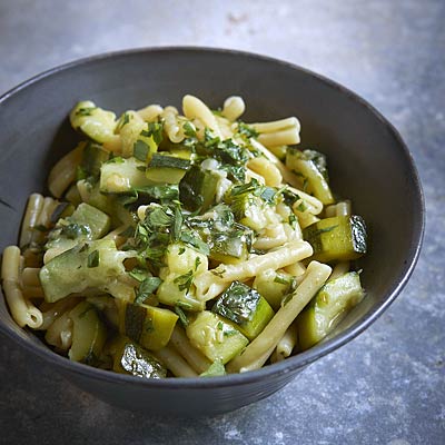 pasta-with-zucchini
