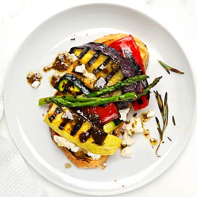 open-face-vegetable-sandwich