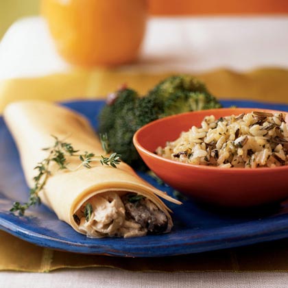 Creamy Chicken and Mushroom Crepes Recipe