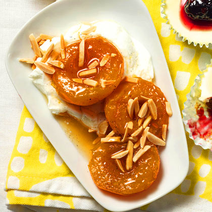Honey-Vanilla Poached Apricots Recipe
