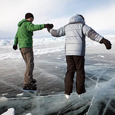 ice-skate-balance