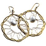 Earrings of 18kt-gold vermeil and pearl, Olia.