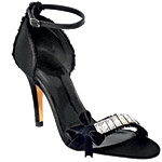 Silk-viscose satin pumps with Swarovski crystals, Pedro Garc.