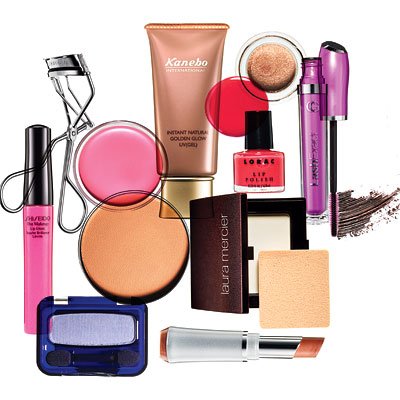 Celebrity  on Celebrity Makeup Bags   Star Makeup Must Haves   Makeup   Instyle