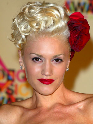 gwen stefani retro hair