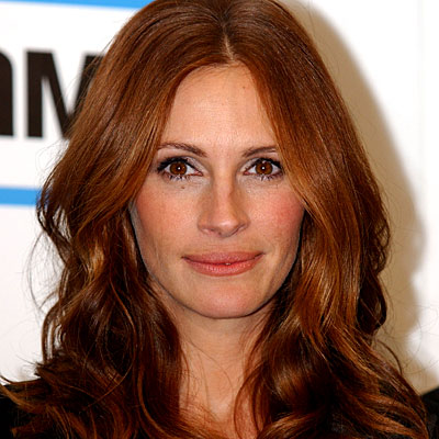  Julia Roberts include up styles, long blonde waves, with parted bangs, 