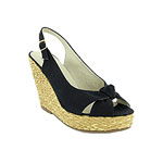 Basket-weave wedge, Steve Madden.