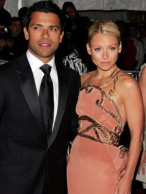Kelly Ripa, Mark Consuelos, Costume Institute Benefit Gala, New York City