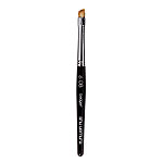 60B makeup brush, Shu Uemura.
