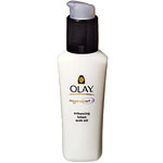 UV defense regenerating lotion, Olay.