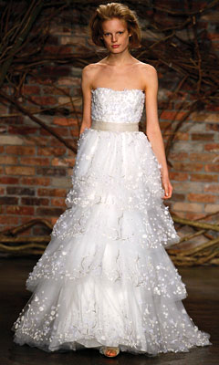 monique lhuillier embroidered strapless gown