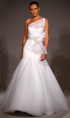 Legends by Romona Keveza gown
