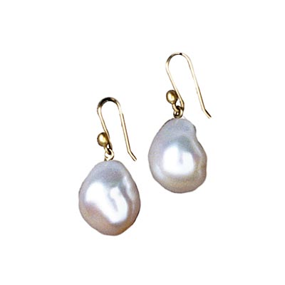 freshwater pearl earrings