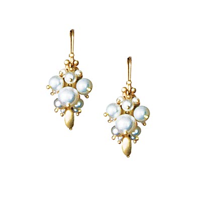 10kt-gold earrings with cultured pearls