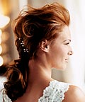 loose and down hairstyle