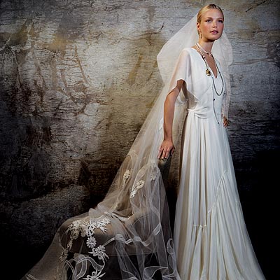 dramatic veil