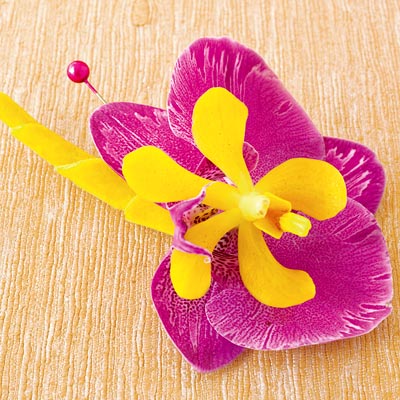 tropical boutonniere